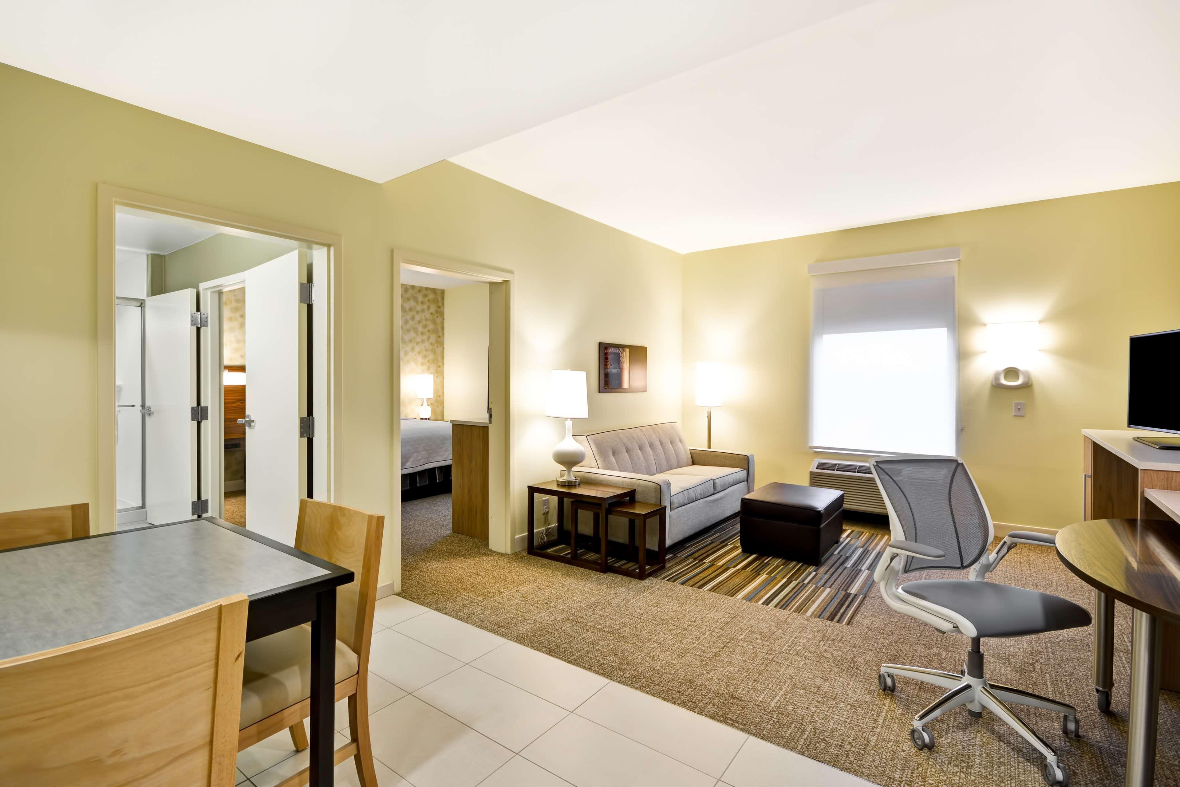 Home2 Suites By Hilton Dallas Addison Extérieur photo